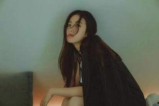 周雨彤追星吃瓜视频,揭秘明星幕后趣事